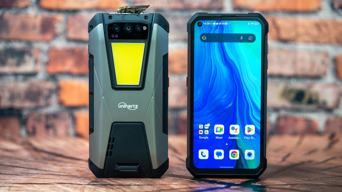 The Unihertz Tank has a massive 22,000mAh battery. Picture: Noel Campion.