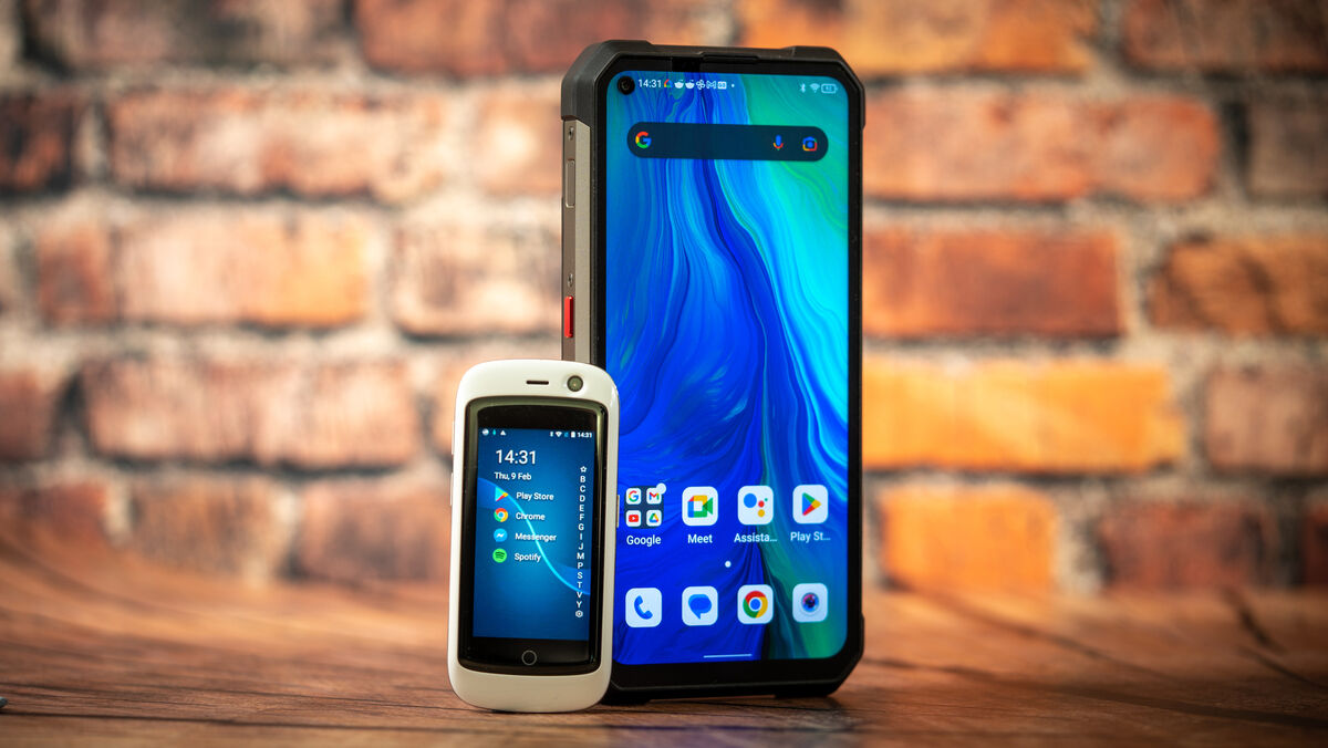 The Unihertz Tank 4G beside the Unihertz Jelly. Picture: Noel Campion.