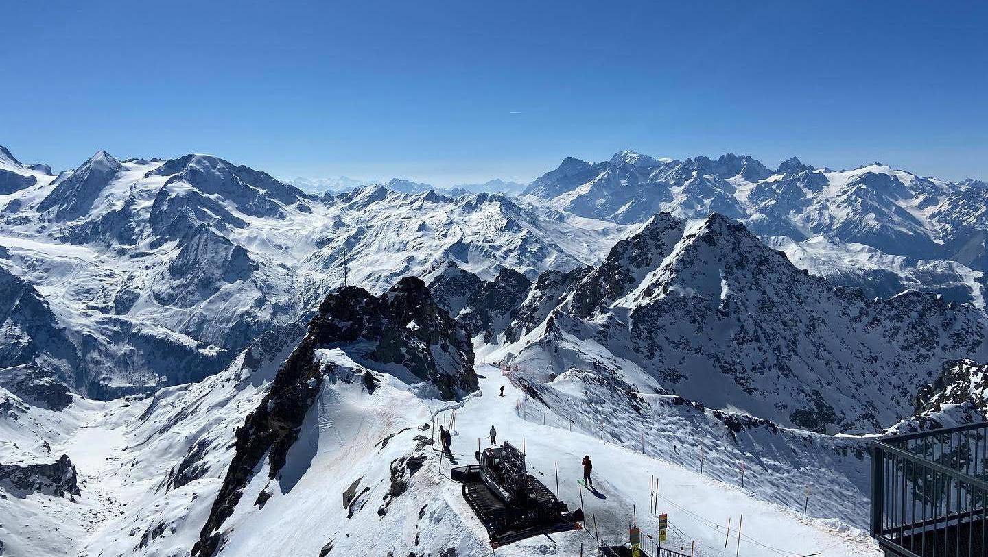 The incredible view from Mont Fort.