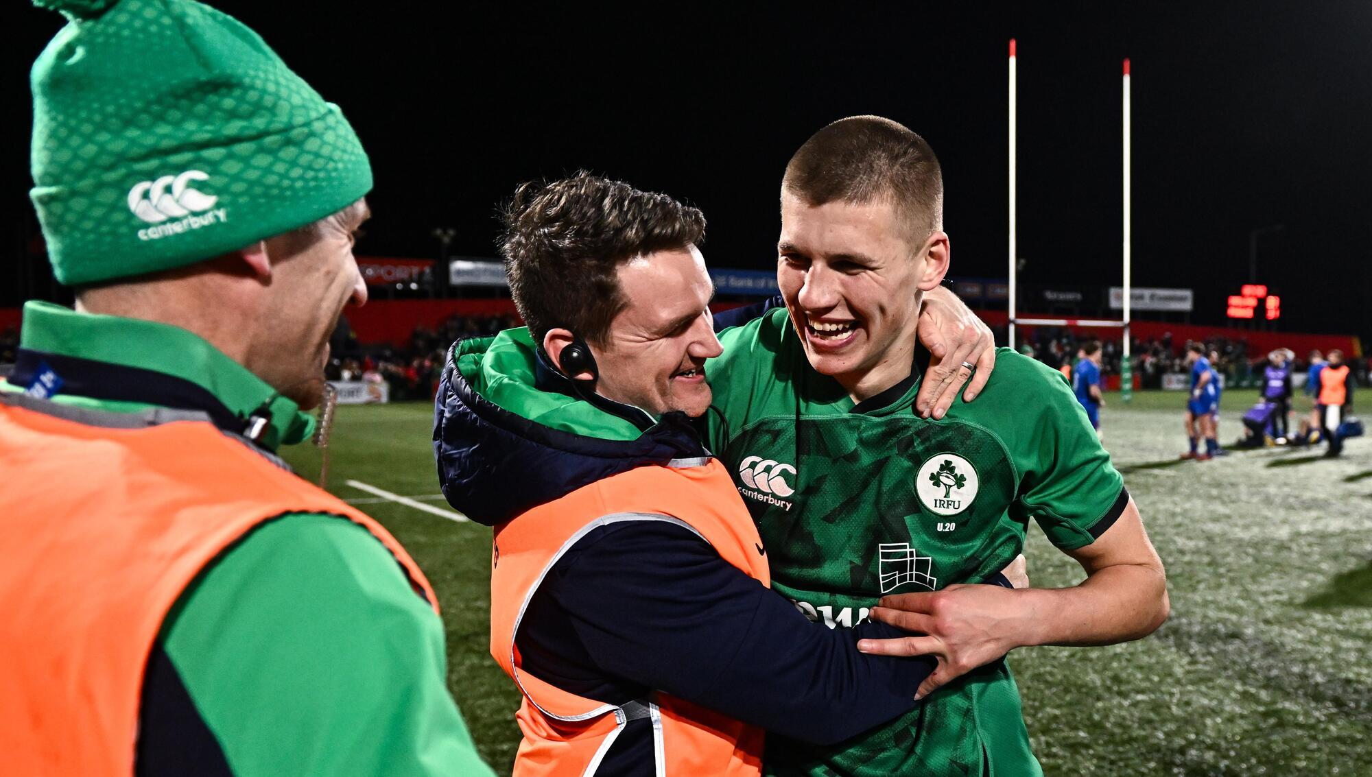 'He would remind you a little bit of Johnny Sexton, he has the same kind of drive' - High praise for Prendergast 