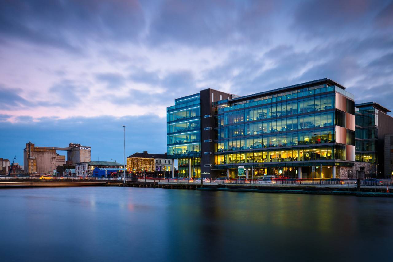 Despite this significant drop, Irish businesses are still more optimistic about the economic outlook than the rest of the EU at 43%.
