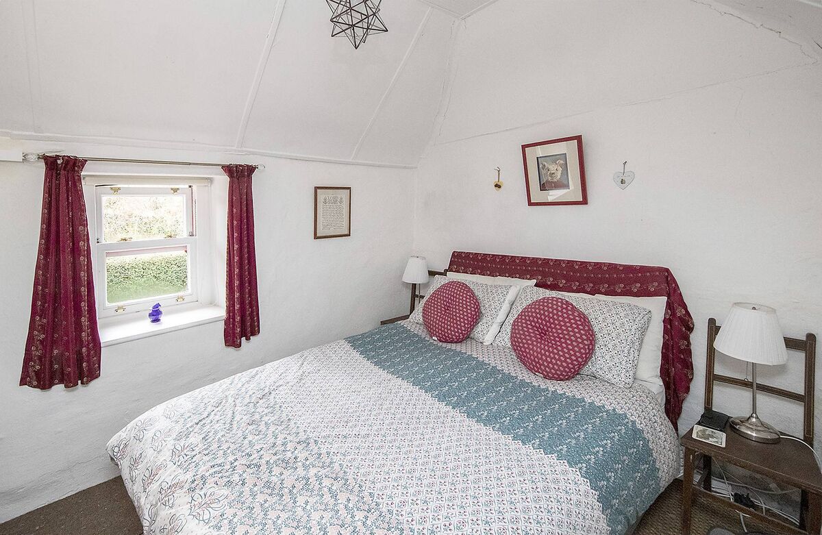 Two's company, but Rose Cottage is a one-bed only Two's company, but Rose Cottage is a one-bed only