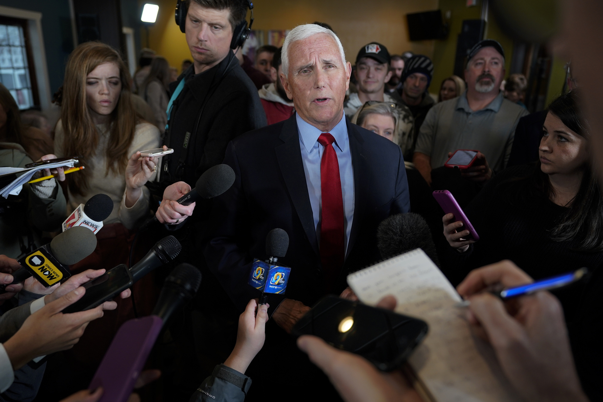Mike Pence says he will fight grand jury subpoena as far as Supreme Court