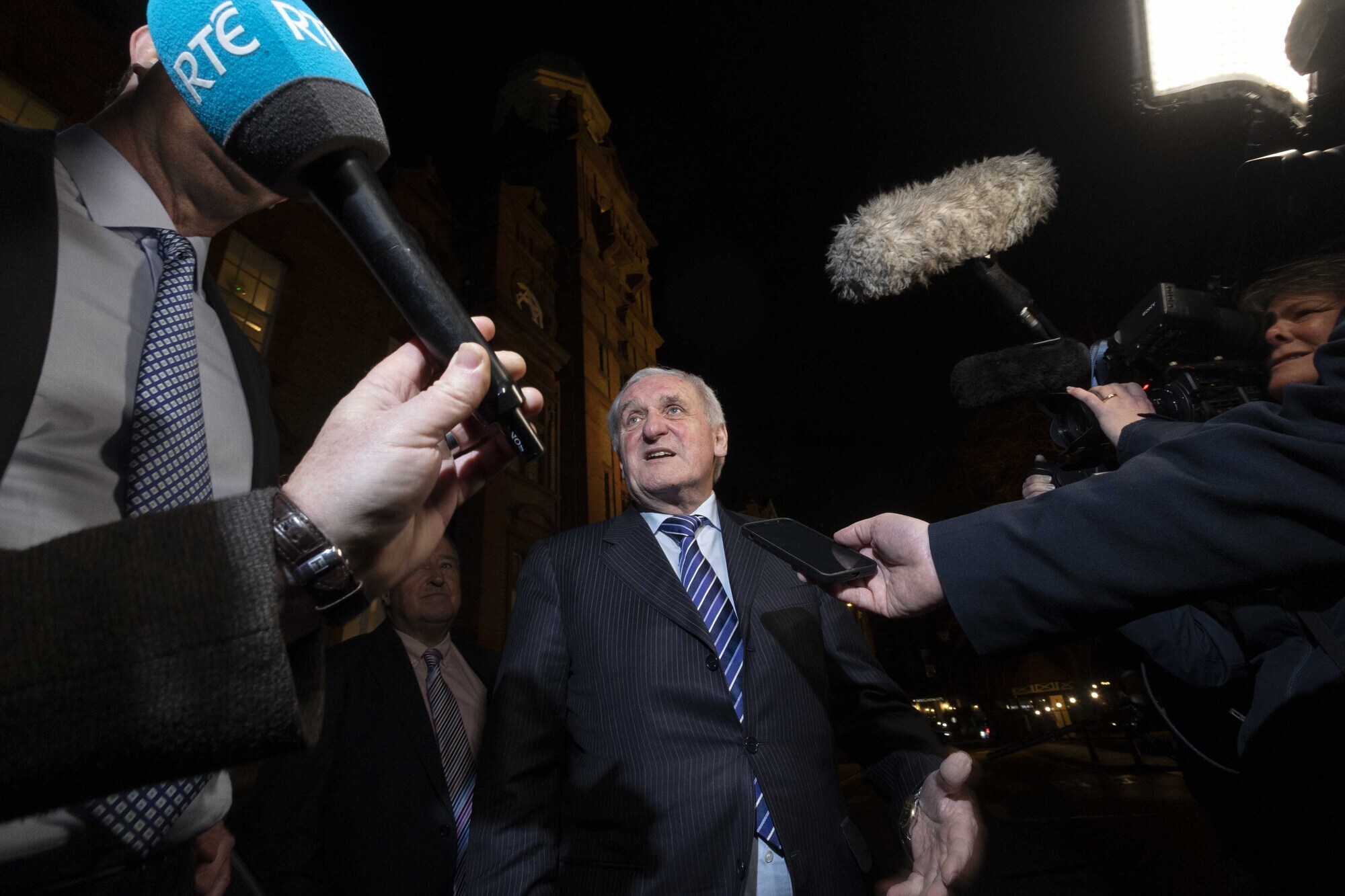 Bertie Ahern denies he rejoined Fianna Fáil to run for president