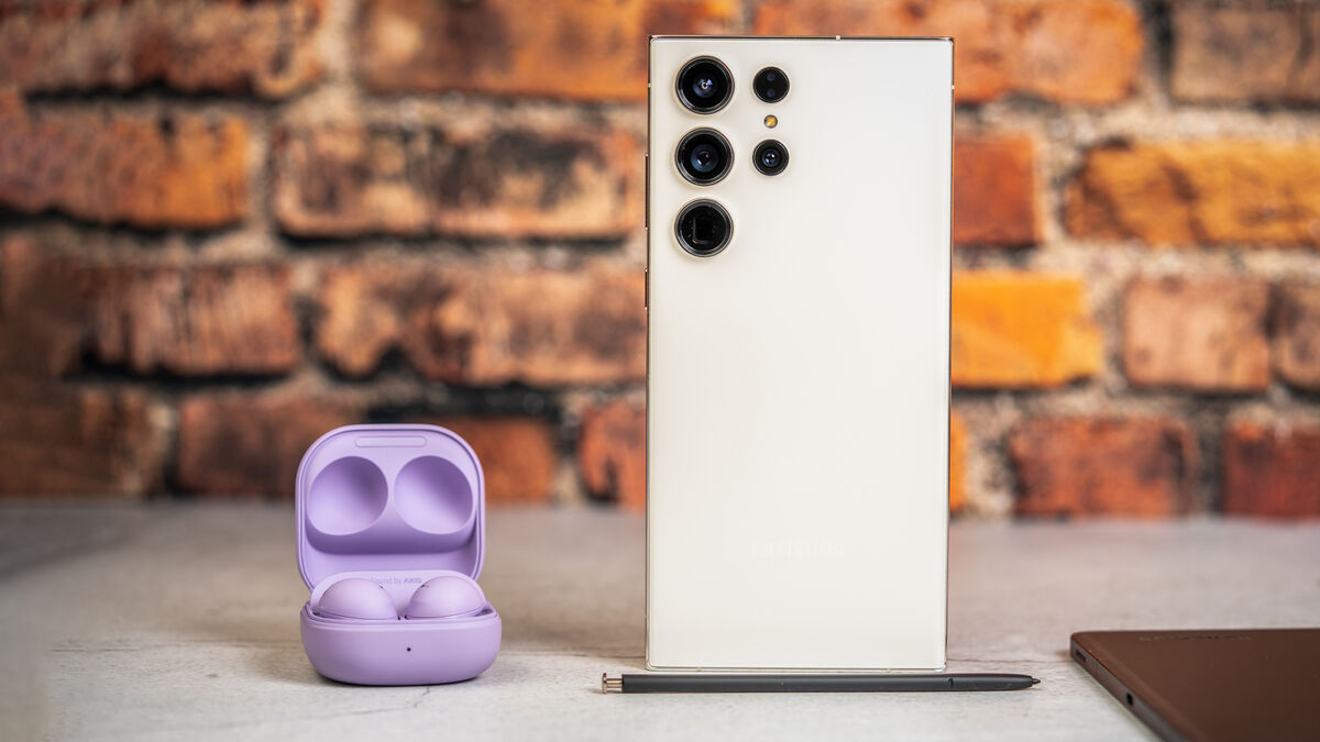 The Samsung Galaxy S23 Ultra supports recording 360-degree audio with the Galaxy Buds 2 Pro. Picture: Noel Campion.