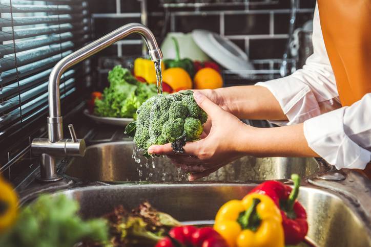 Concern over shortage of fruit and veg due to poor weather in Spain