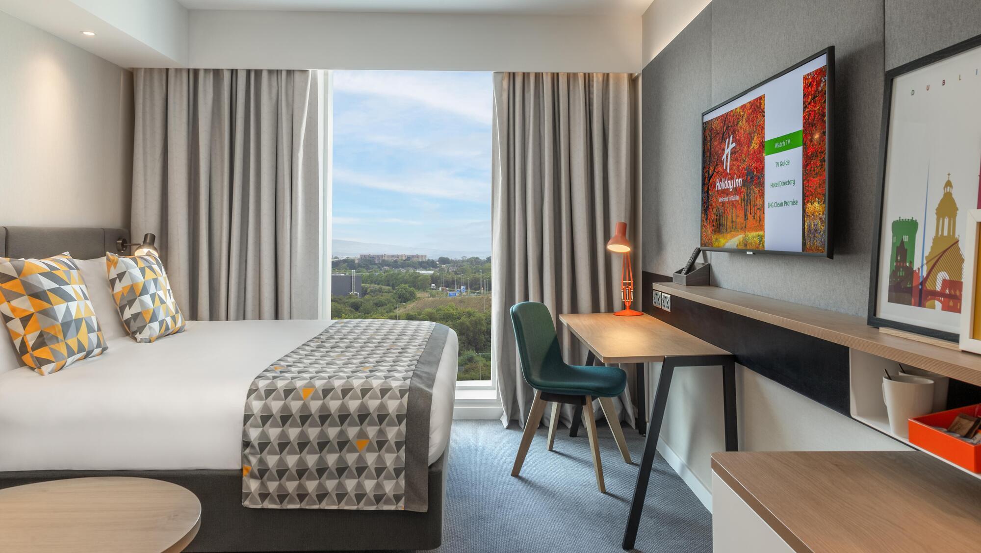 Holiday Inn and Crowne Plaza firm misses revenue estimates