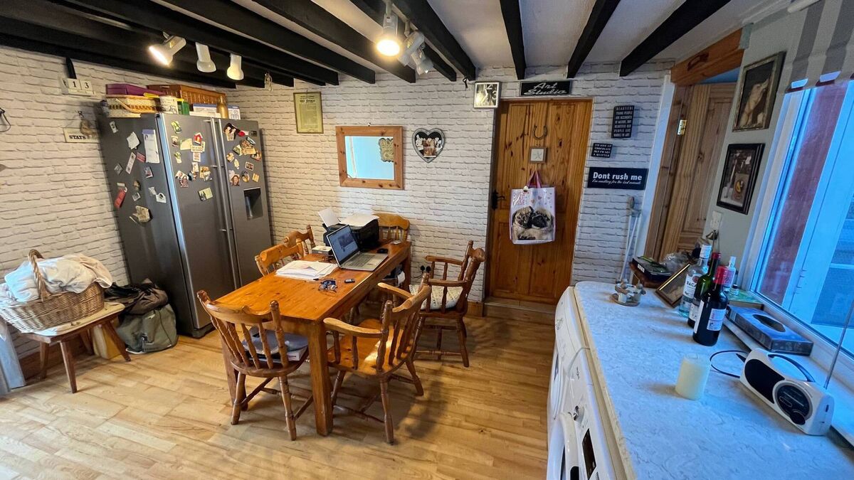 Snug cottage feel 