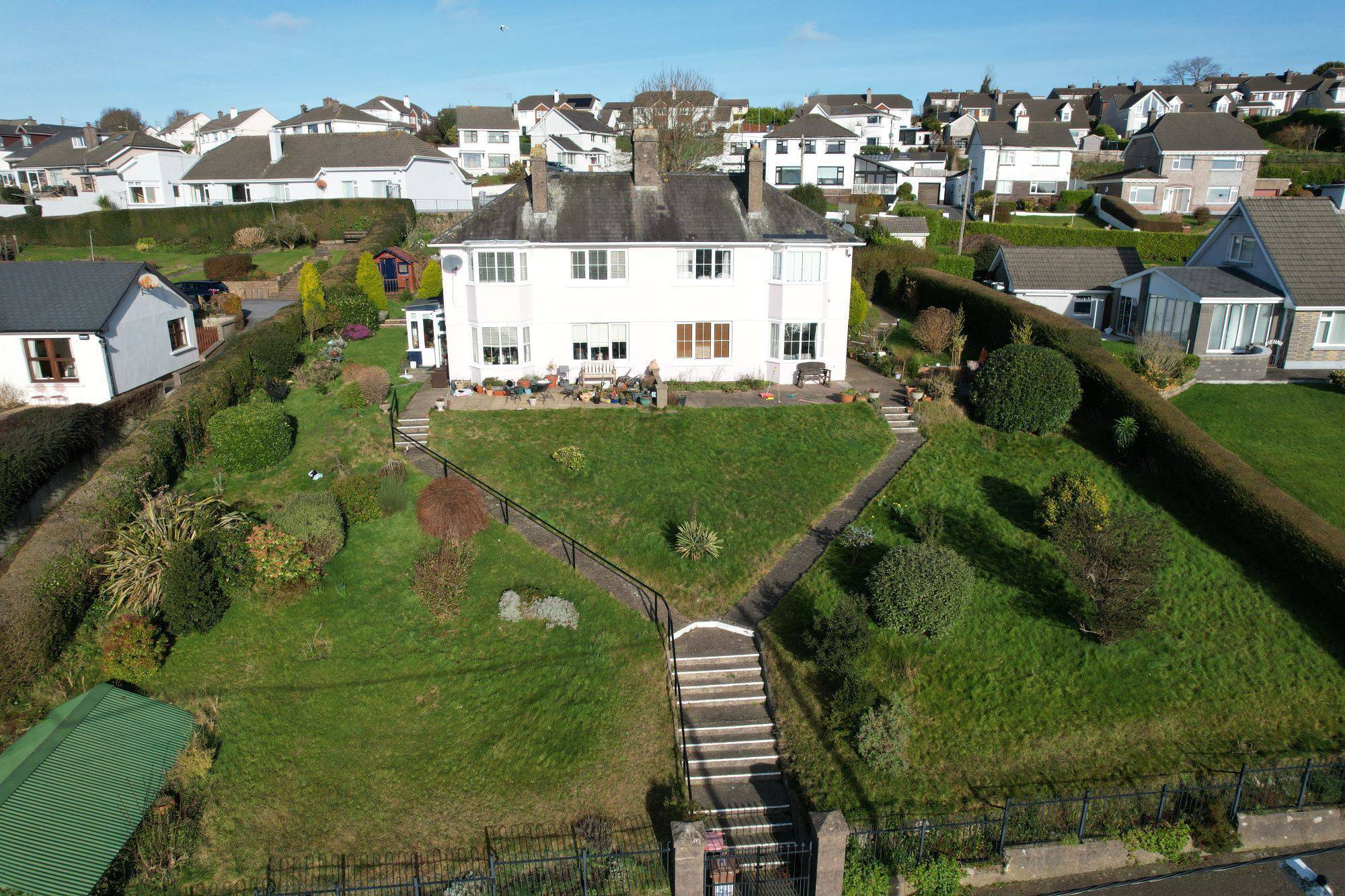 Super sea views and a great garden are part of Almeira's €530k package