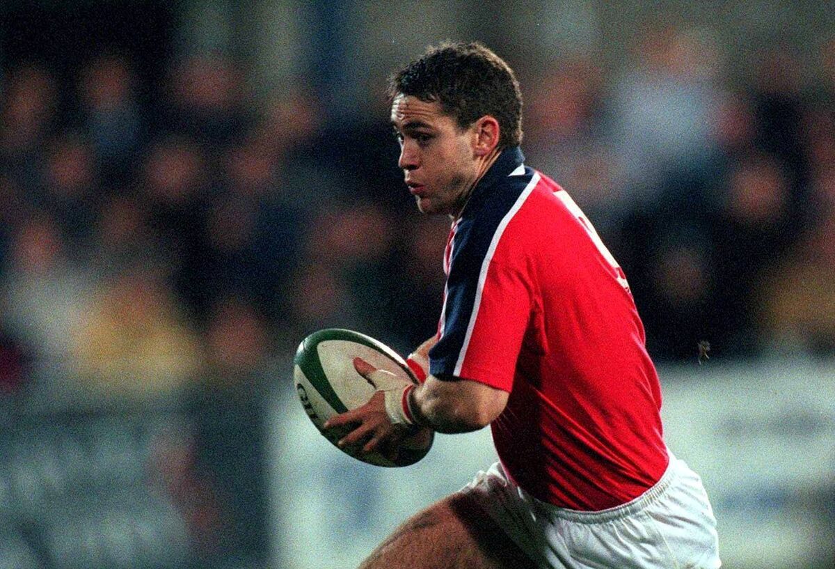3 November 2000; Tom Tierney of Munster during the Guinness Interprovincial Championship match between Leinster and Munster at Donnybrook in Dublin. Photo by Brendan Moran/Sportsfile