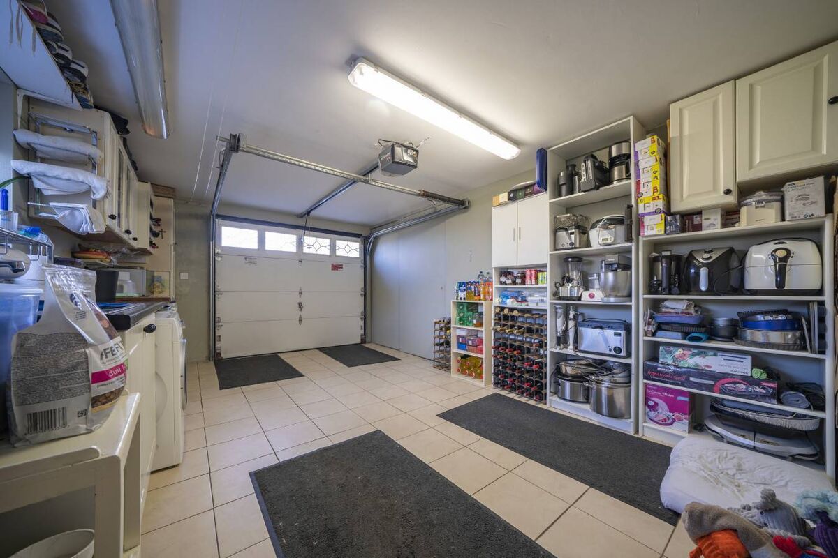 Call this a pantry? No 7 has acres of storage