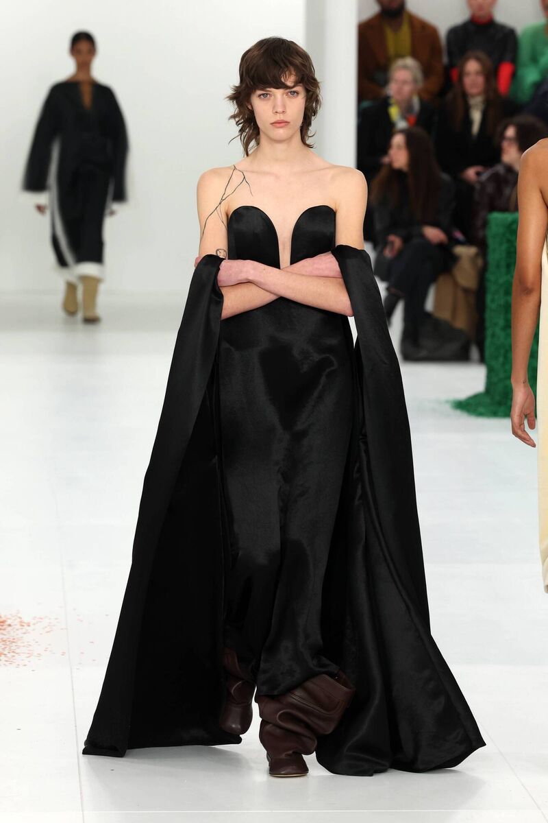  A model walks the runway during the Loewe Womenswear Fall Winter 2023-2024 show as part of Paris Fashion Week.