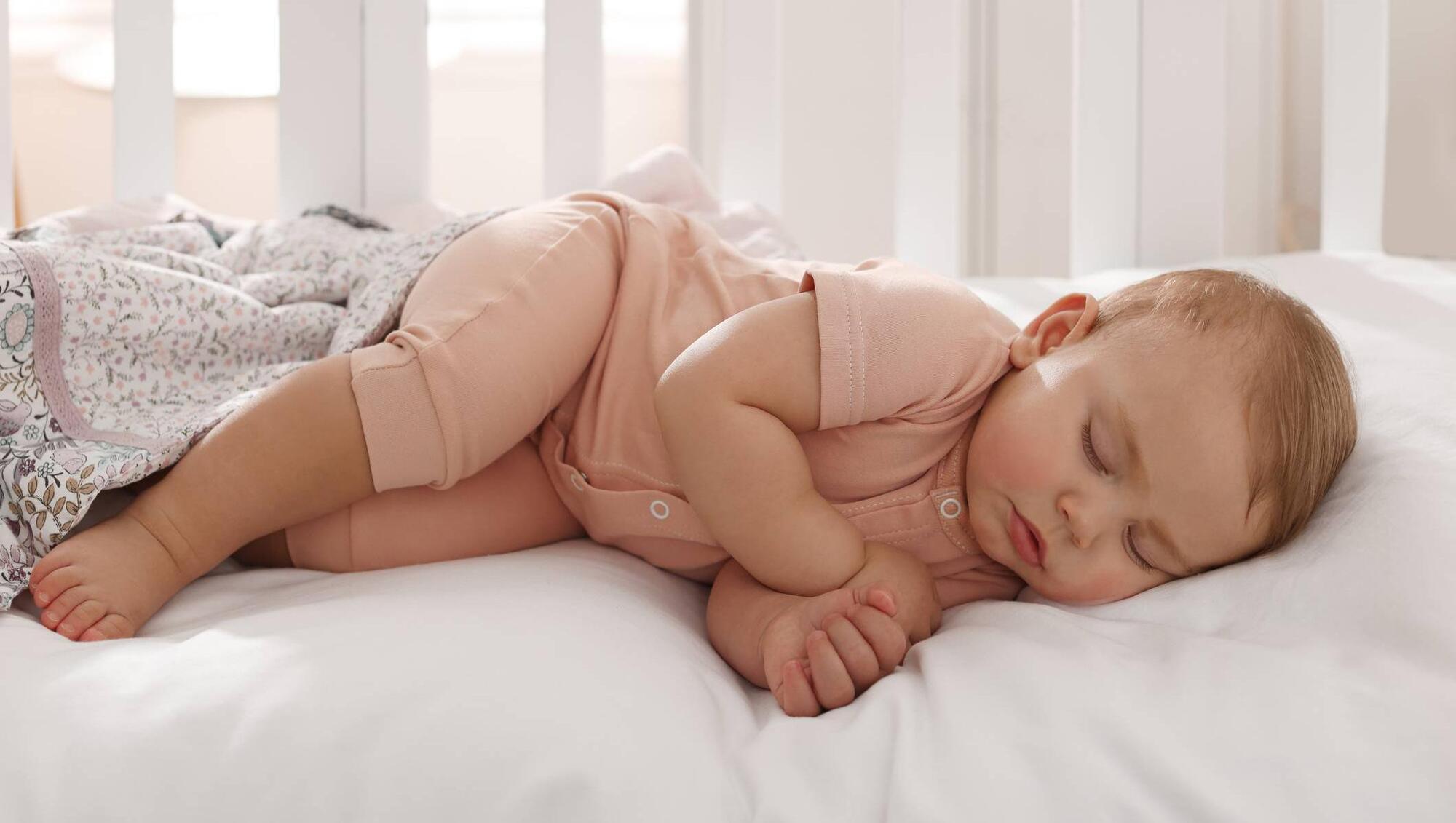 Bedtime for baby: tips and tricks from child sleep consultants
