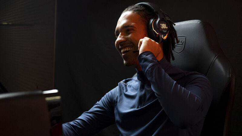 JBL Quantum 910 Wireless headphones for the win