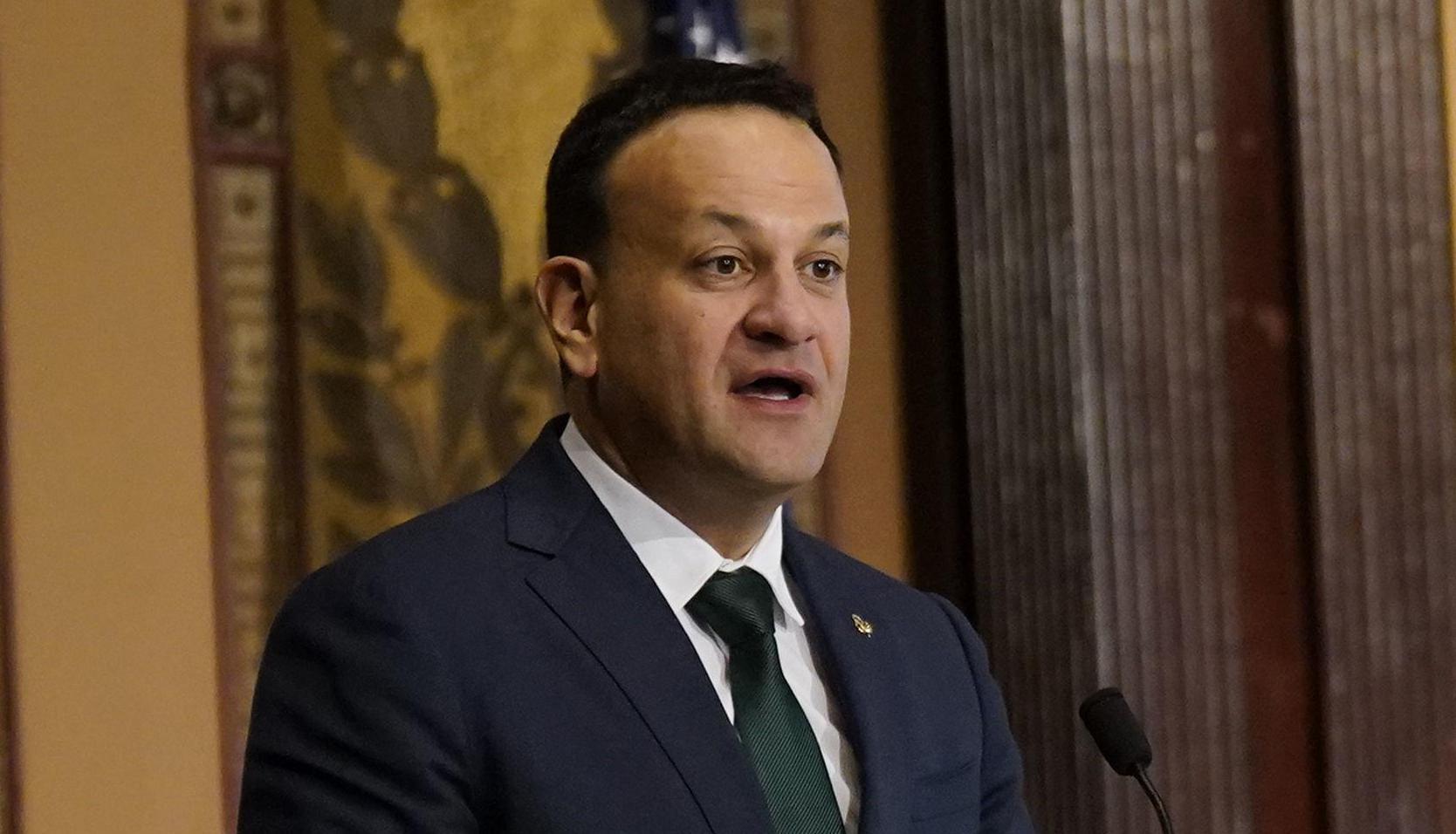 Leo regrets out-of-turn Clinton quip to the interns 