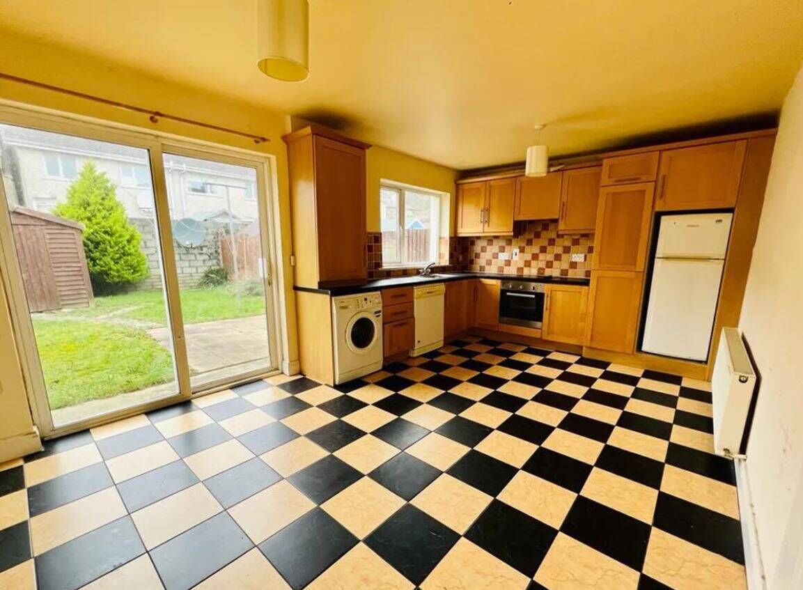 16 Thornfields — a three-bed semi-d located at Kilbrogan