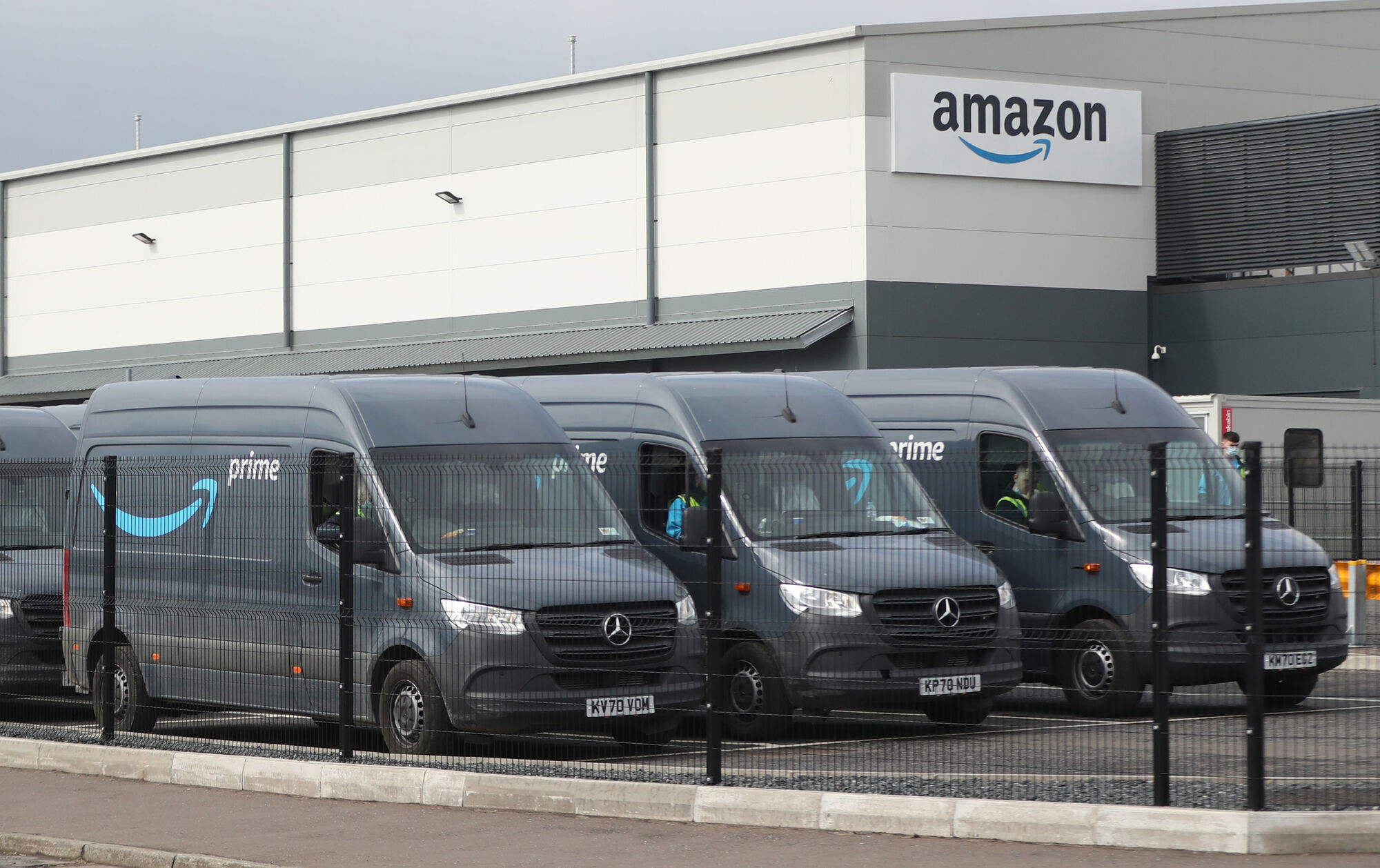 Amazon to lay off 9,000 staff in second round of job cuts