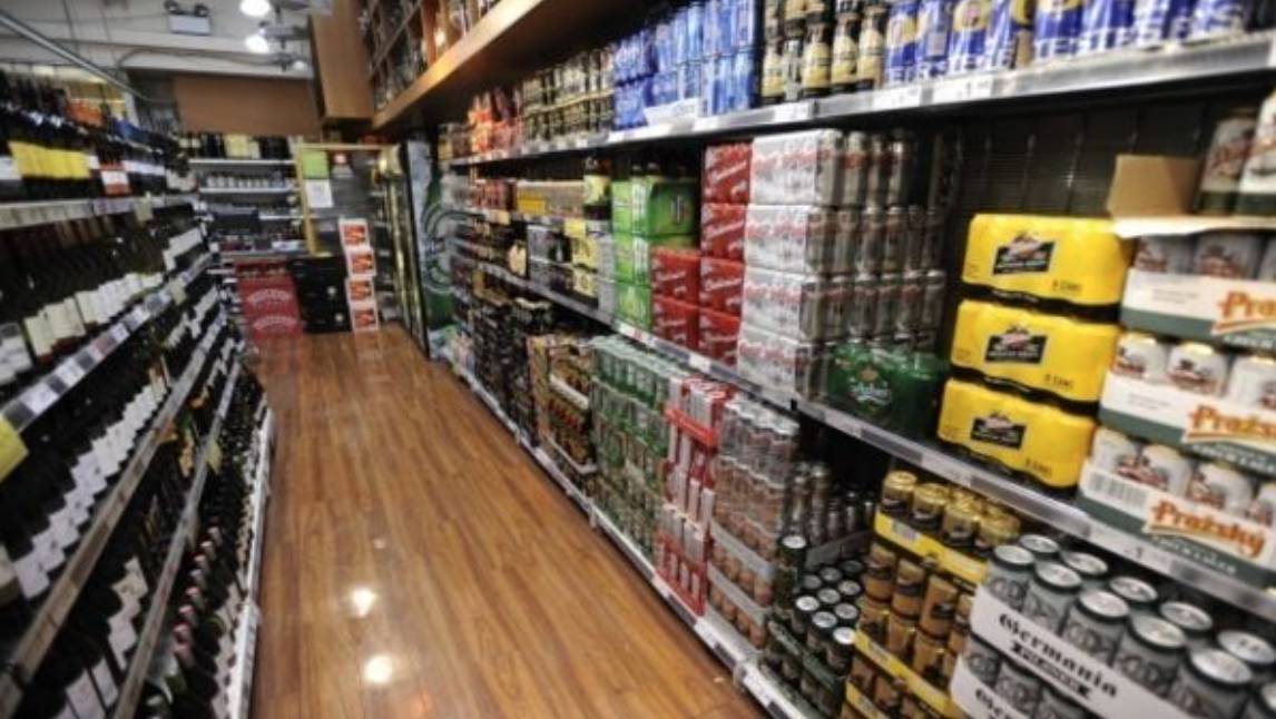 Minimum unit pricing linked to 13% fall in alcohol-related deaths in Scotland