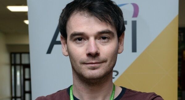 Sean Fox from Finglas and his partner Mairéad, a nurse, have combined salaries of about €80,000 but cannot save enough for a deposit under Central Bank rules. Picture: Don MacMonagle