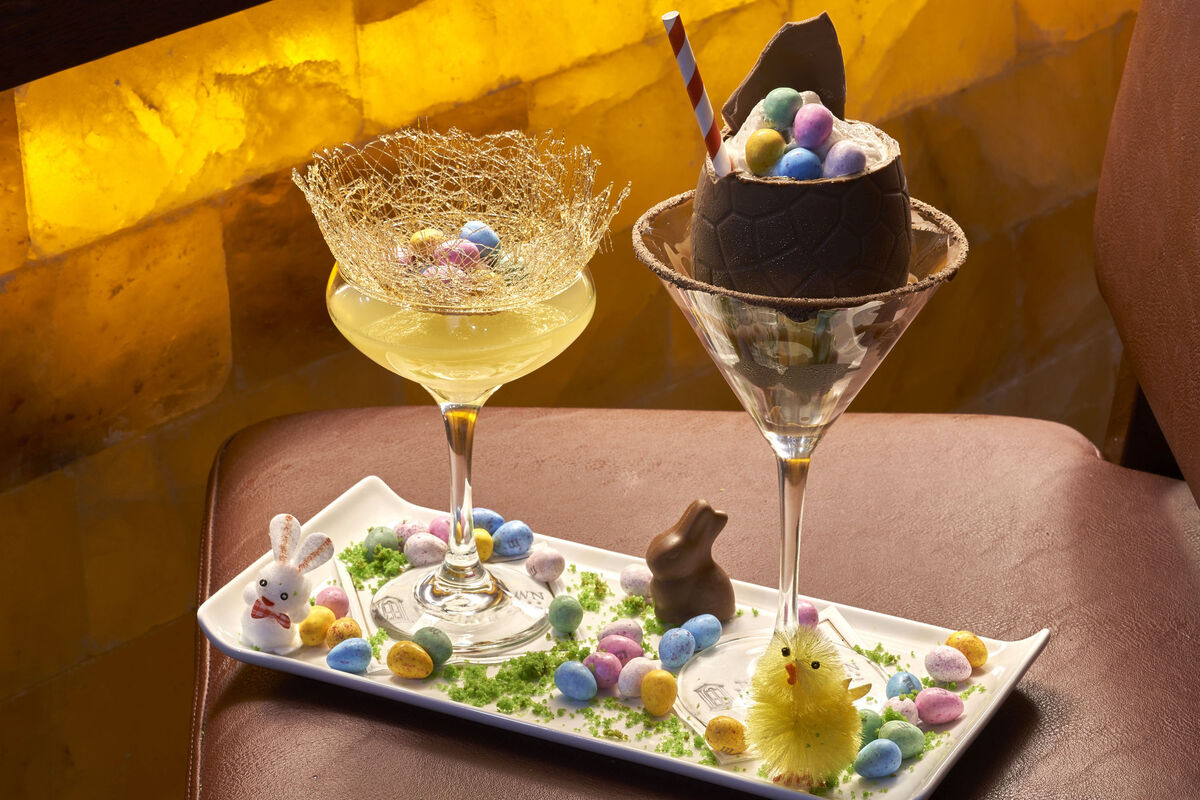 The Bee's Knees and La Vida Mocha - Easter cocktails at the Johnstown Estate