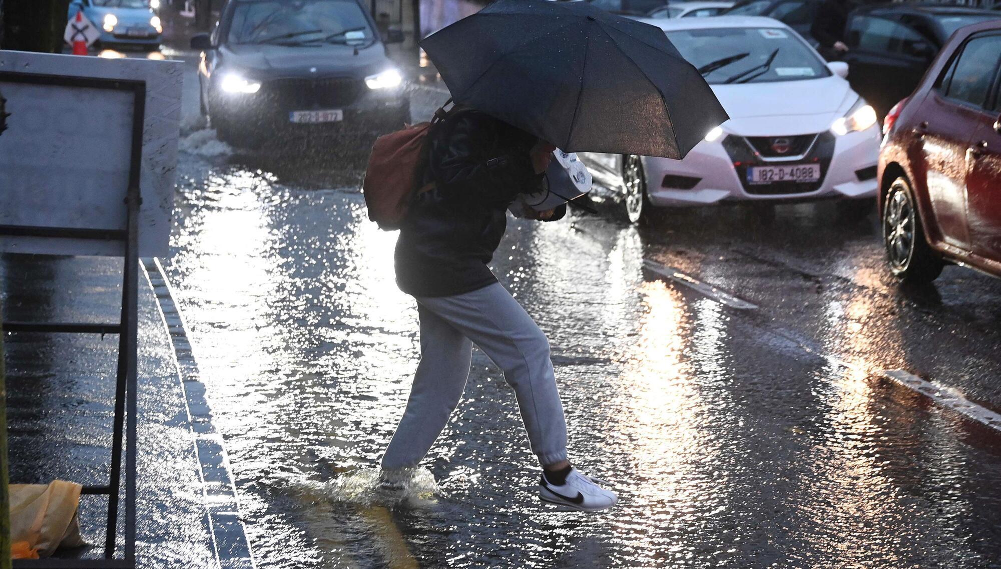 Central Bank urges insurance firms to shield themselves against risks emerging from the climate crisis