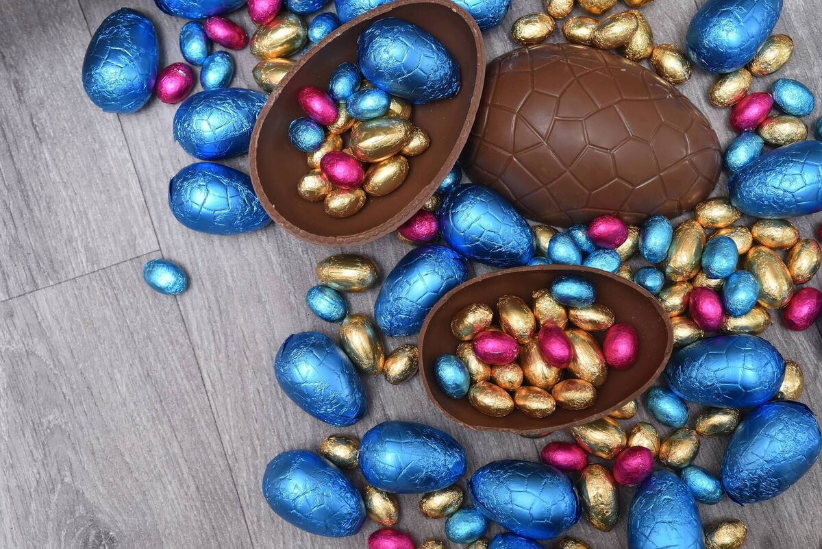 Each of the main supermarkets has great deals on Easter eggs of all sizes this week. Each of the main supermarkets has great deals on Easter eggs of all sizes this week.