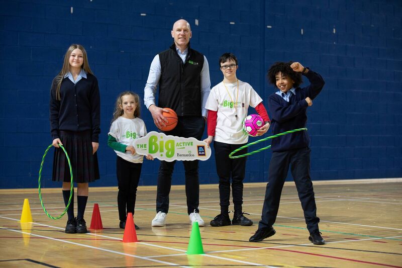 The Barnardos Big Active supported by ALDI was officially launched by Paul O’Connell last week. Pictured at the launch were: Maria Rowley, aged 9; Jake Farmer, aged 11; Sophia Whoriskey, aged 14; Conor O’Donnell, aged 18; ambassador Paul O’Connell