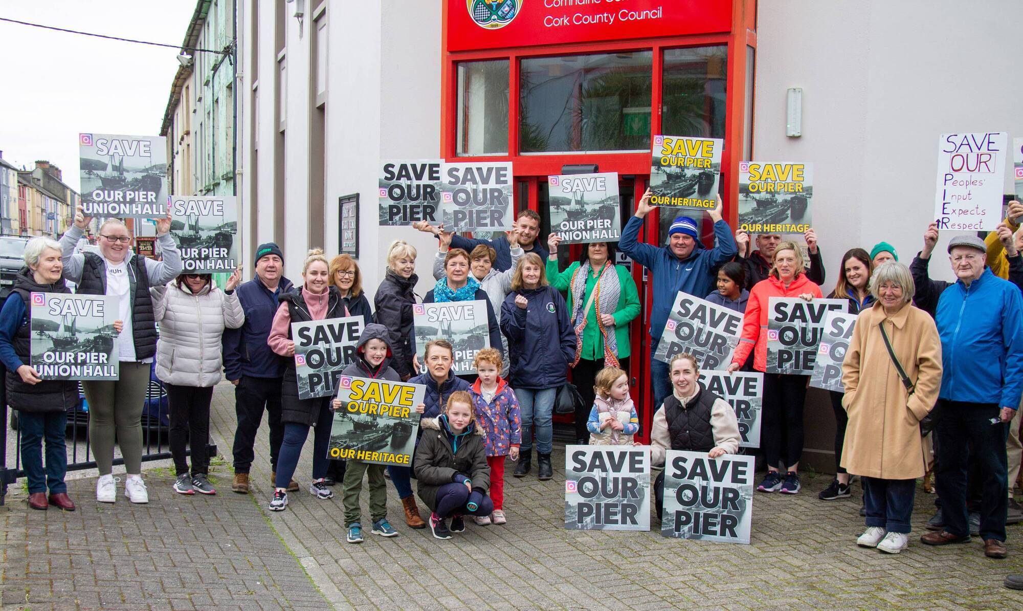 West Cork locals vow to fight council’s plan to close pier 