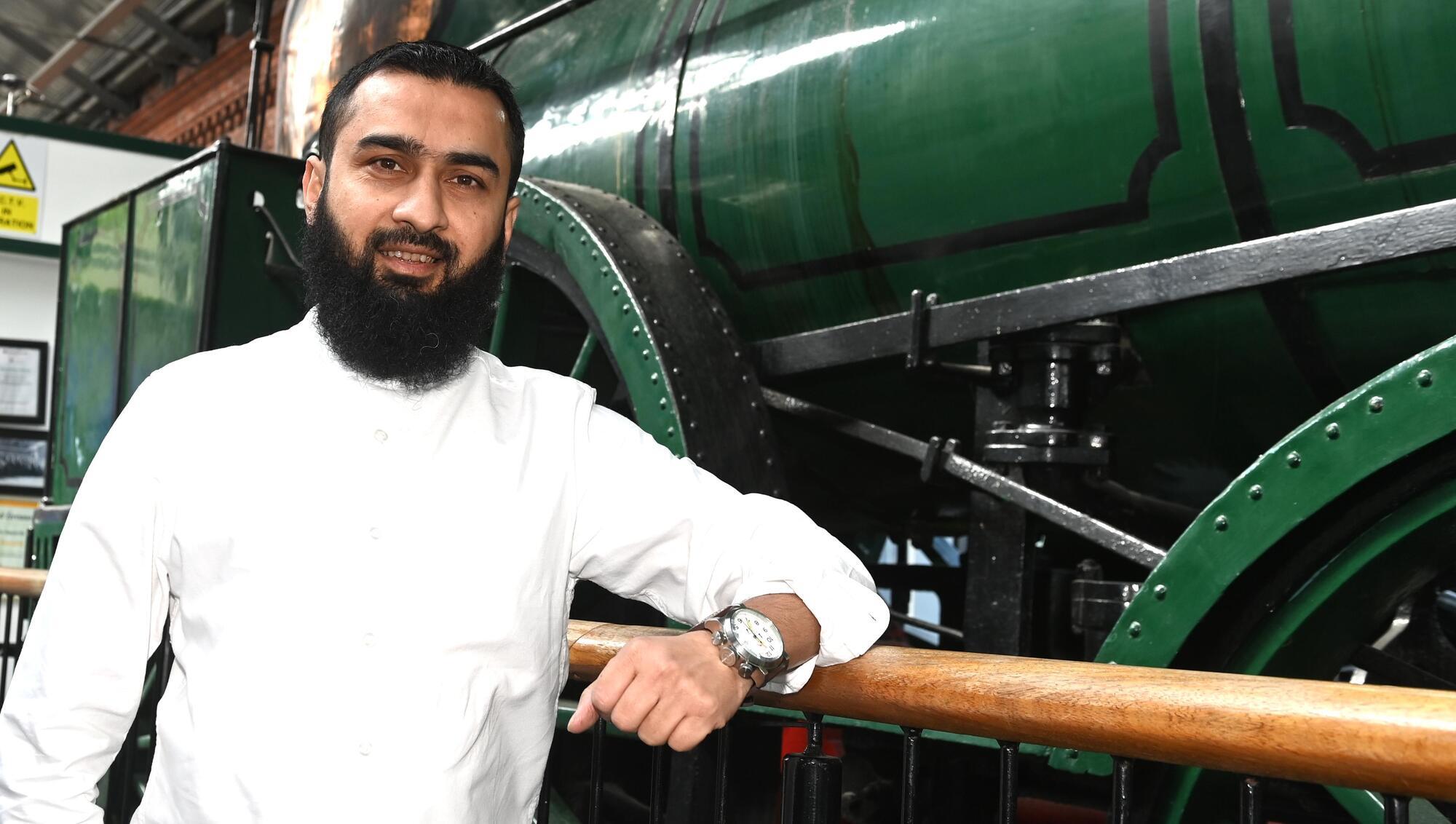 From Karachi to Kent Station: The Pakistani shopkeeper who learned Irish