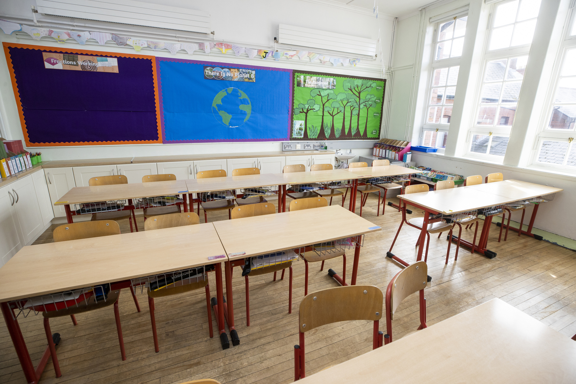 Nearly half of secondary schools cannot fill teaching roles, says union