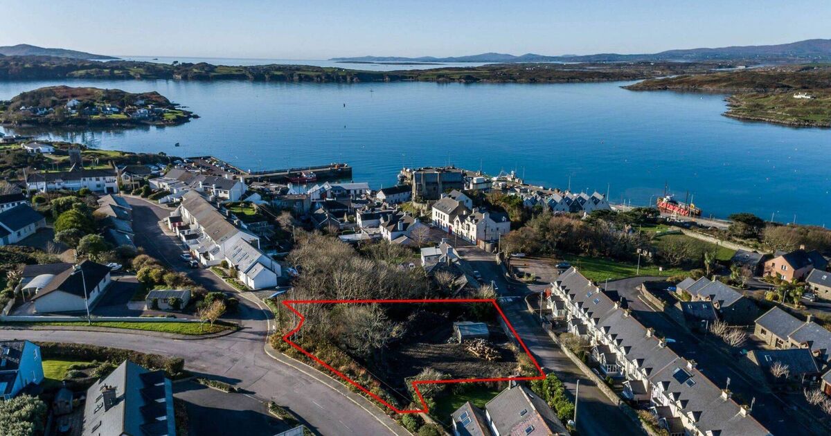 Baltimore house quandary how do you keep up with the neighbours when