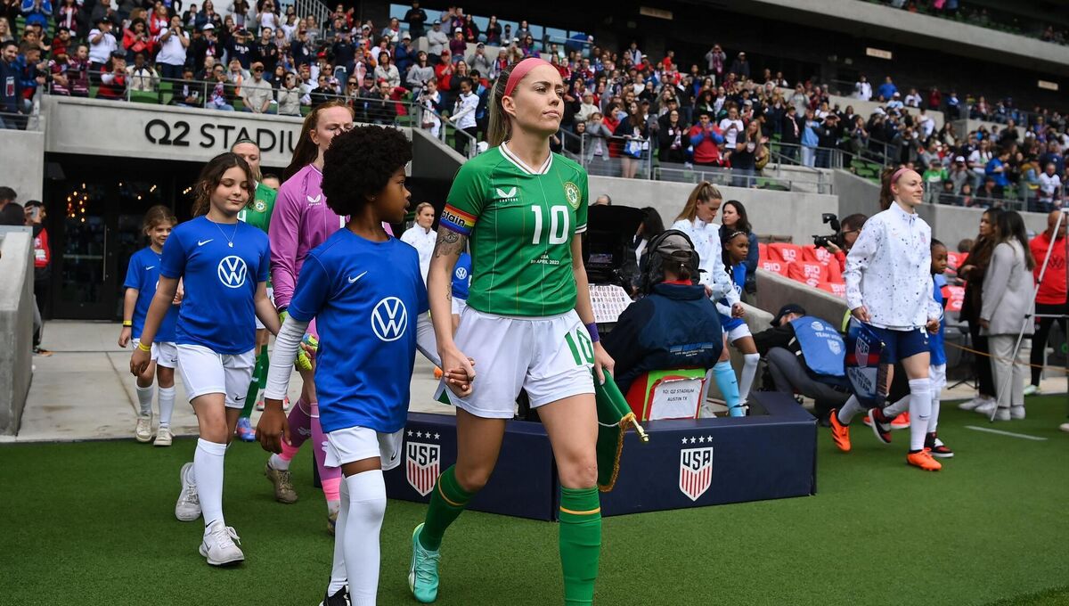 CAPTAIN FOR THE NIGHT: Republic of Ireland captain Denise O'Sullivan leads her side out before the women's international friendly match between USA and Republic of Ireland at the Q2 Stadium in Austin, Texas. Photo by Stephen McCarthy/Sportsfile