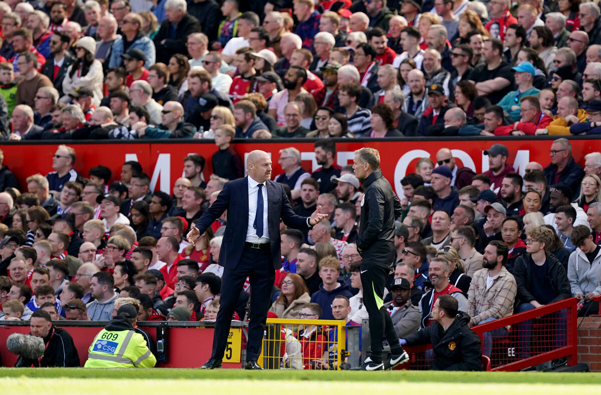 SINGING THE BLUES: Everton manager Sean Dyche speaks with the forth official during the Premier League match at Old Trafford, Manchester. Picture date: Saturday April 8, 2023. PA Photo. See PA story SOCCER Man Utd. Photo credit should read: Mike Egerton/PA Wire.