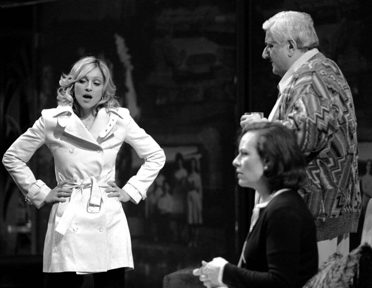 Michael Lerner as Manny with Madonna as Loren and Debora Weston as Phyllis in Up For Grabs at the Wyndham’s Theatre in London in 2002 (Daniel Smith/PA)