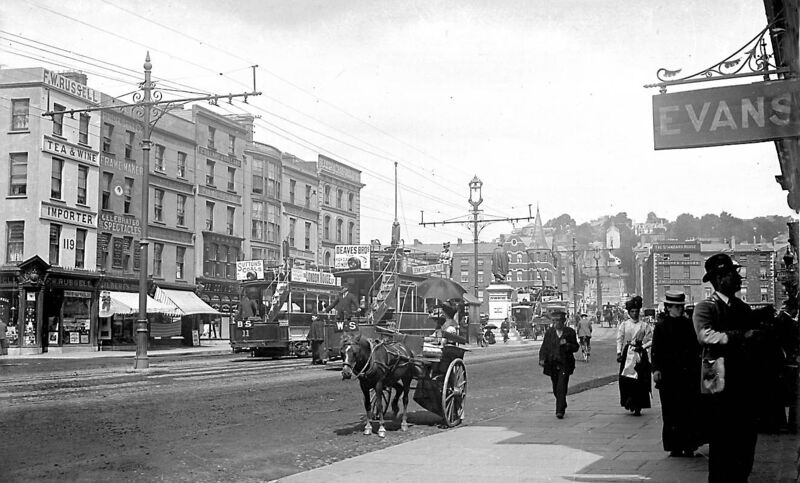 St Patrick’s Street, Cork, in 1911. Newly-digitised CSO data shows no part of Munster featured among the wealthiest areas of Ireland — but Munster did not feature among the poorest either. The data indicates that 11 of the 20 poorest district electoral divisions were in Connacht. St Patrick’s Street, Cork, in 1911. Newly-digitised CSO data shows no part of Munster featured among the wealthiest areas of Ireland — but Munster did not feature among the poorest either. The data indicates that 11 of the 20 poorest district electoral divisions were in Connacht.