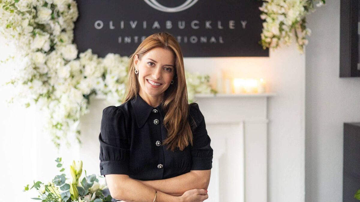 Meet the wedding planner behind Graham Norton's big day in Bantry last summer - Vimarsana News