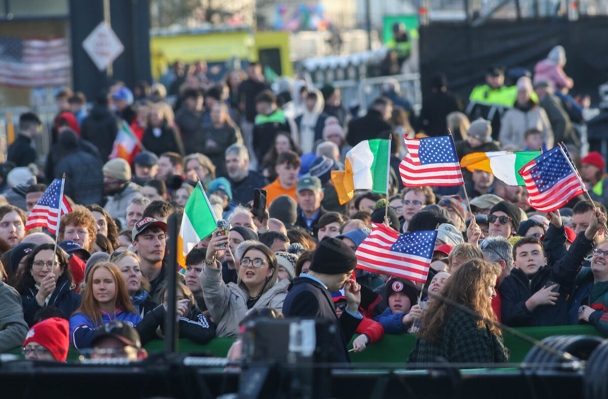 Excited crowds gather in Ballina, Co Mayo, ahead of thepublic address by US president Joe Biden. Picture: Sasko Lazarov / RollingNews.ie