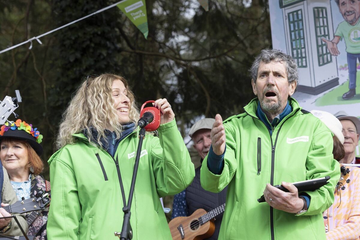 Charlie Bird & his wife Claire before leading the 5km walk. Picture: Fergal Phillips Charlie Bird & his wife Claire before leading the 5km walk. Picture: Fergal Phillips