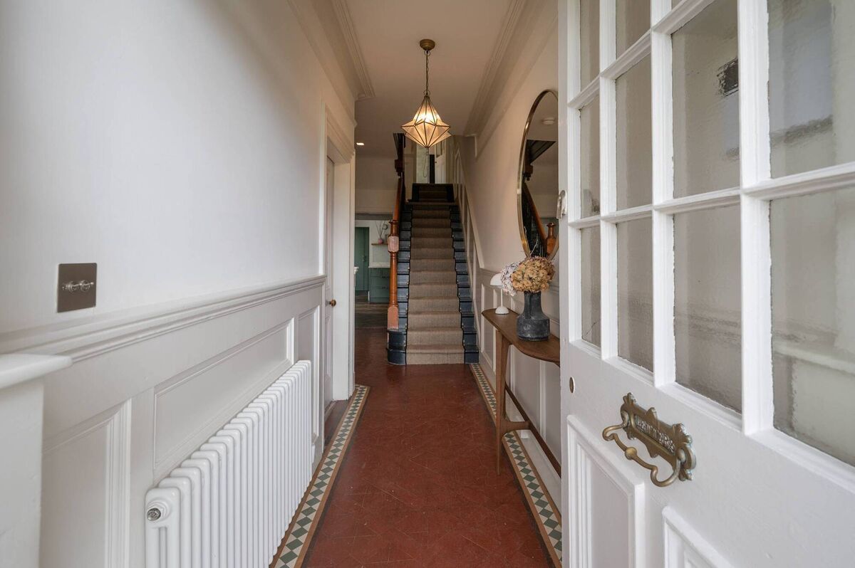 Welcome hall