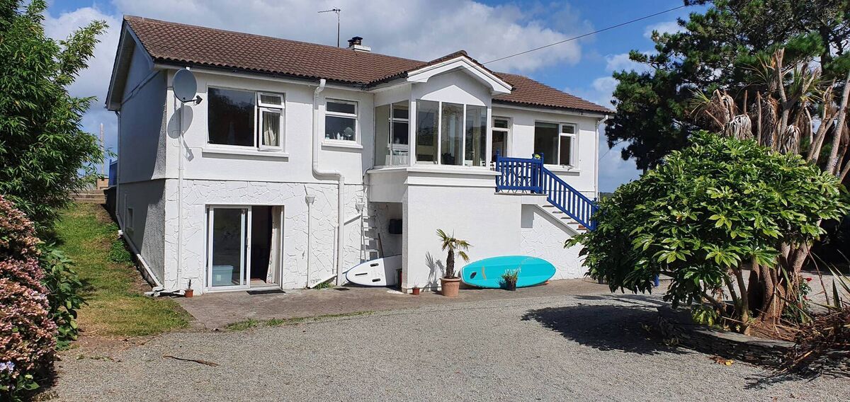 Ground floor guest bedroom in the split level home Ground floor guest bedroom in the split level home
