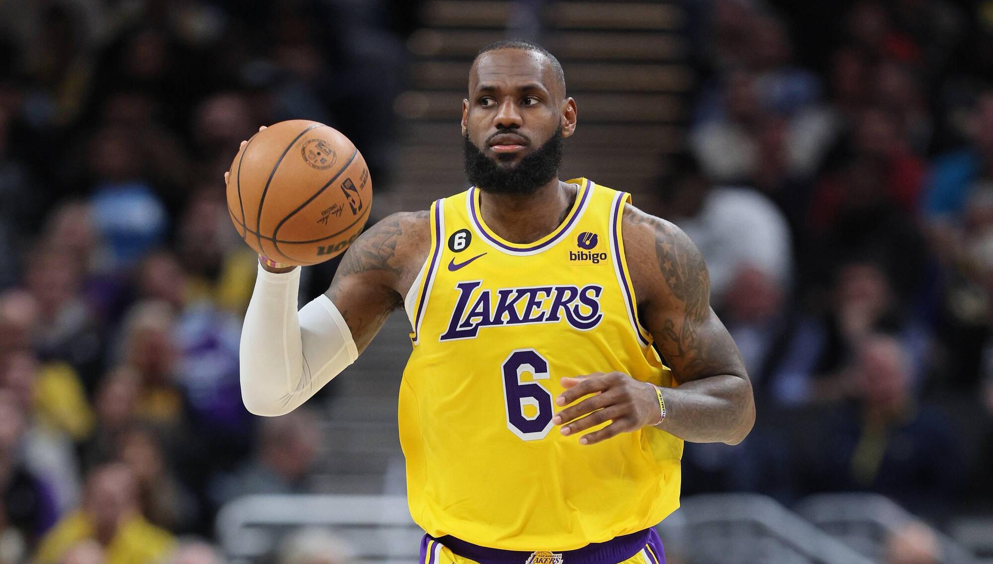 Pope loses verified status on Twitter, US basketball star LeBron James remains
