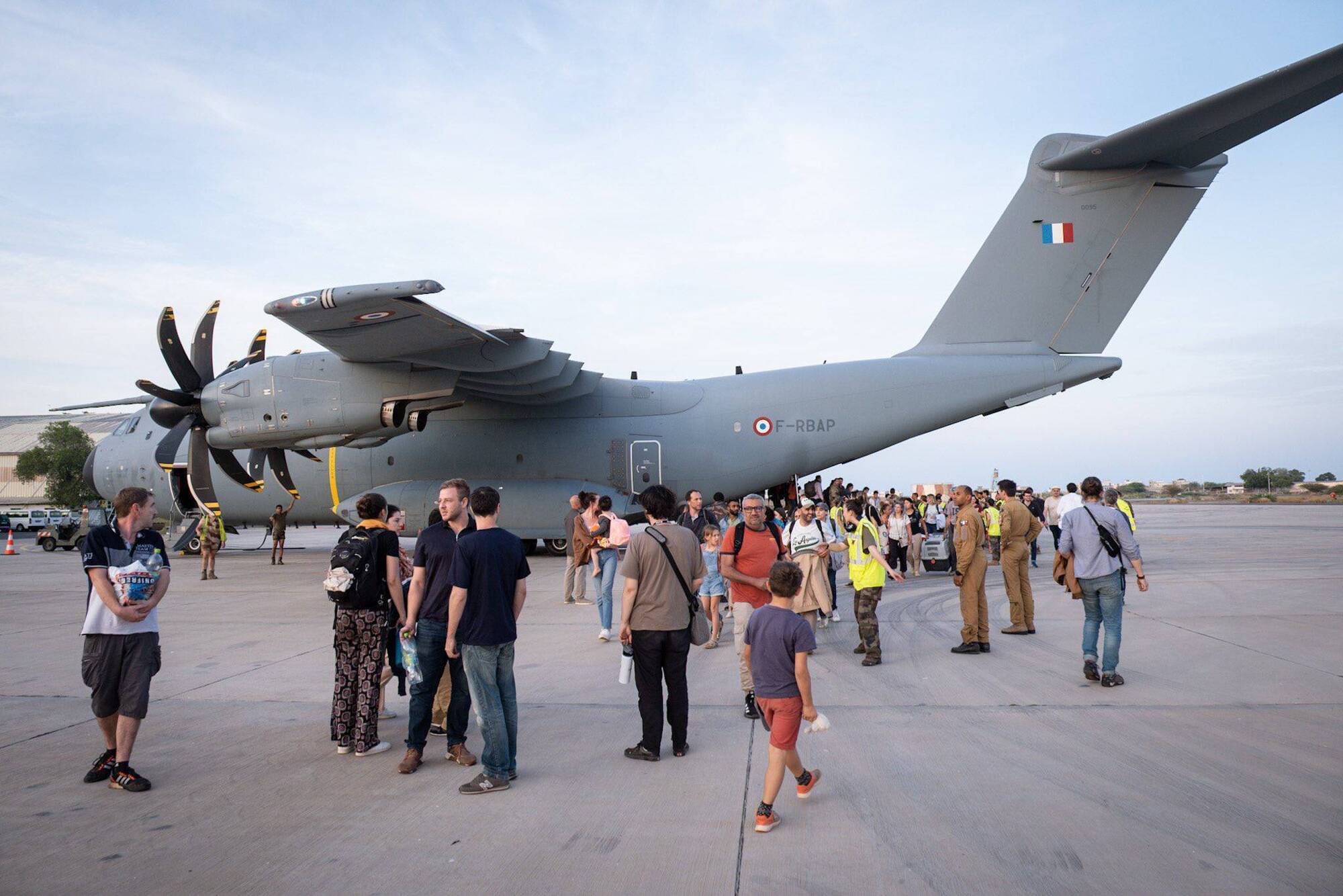Irish doctor tells of 'nightmare' awaiting news on father's evacuation from Sudan