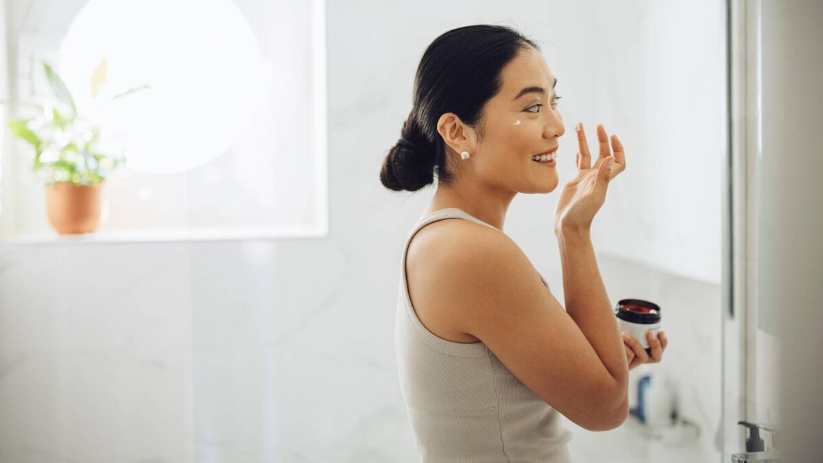 Simone Gannon: Eight of the best sunscreens to reapply over makeup - Vimarsana News