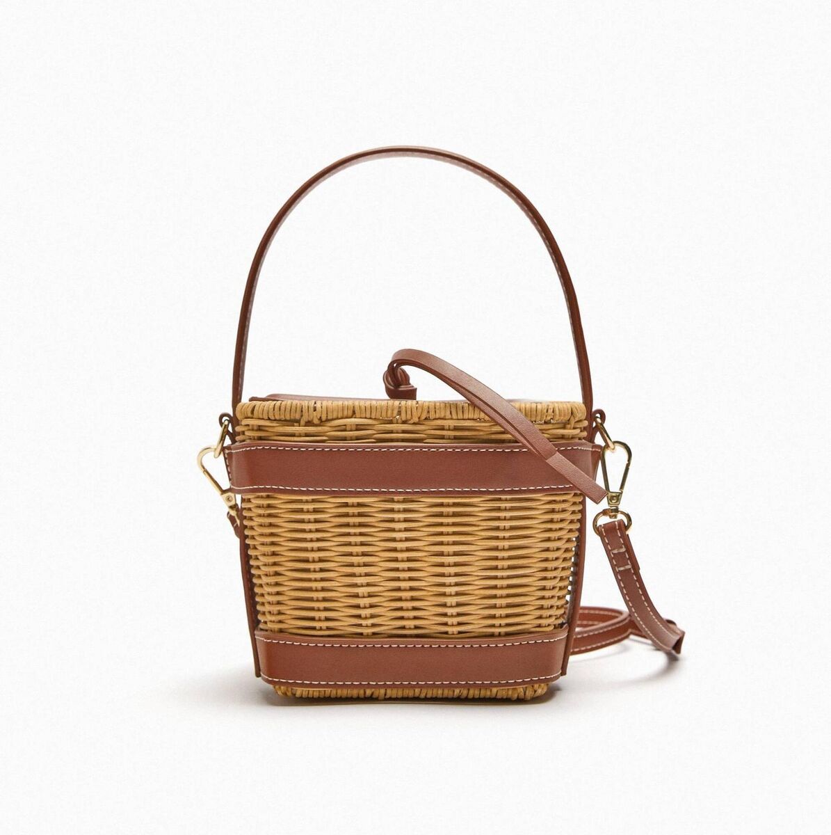 Box basket bag, Zara, €45.95 Box basket bag, Zara, €45.95