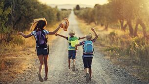 <p>What do schools, educators and parents have to say on the issue of school time holidays?</p>