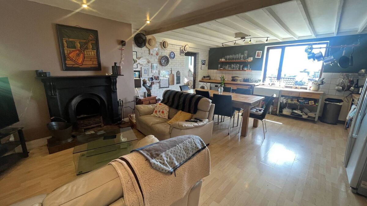 Lower floor kitchen/dining/living