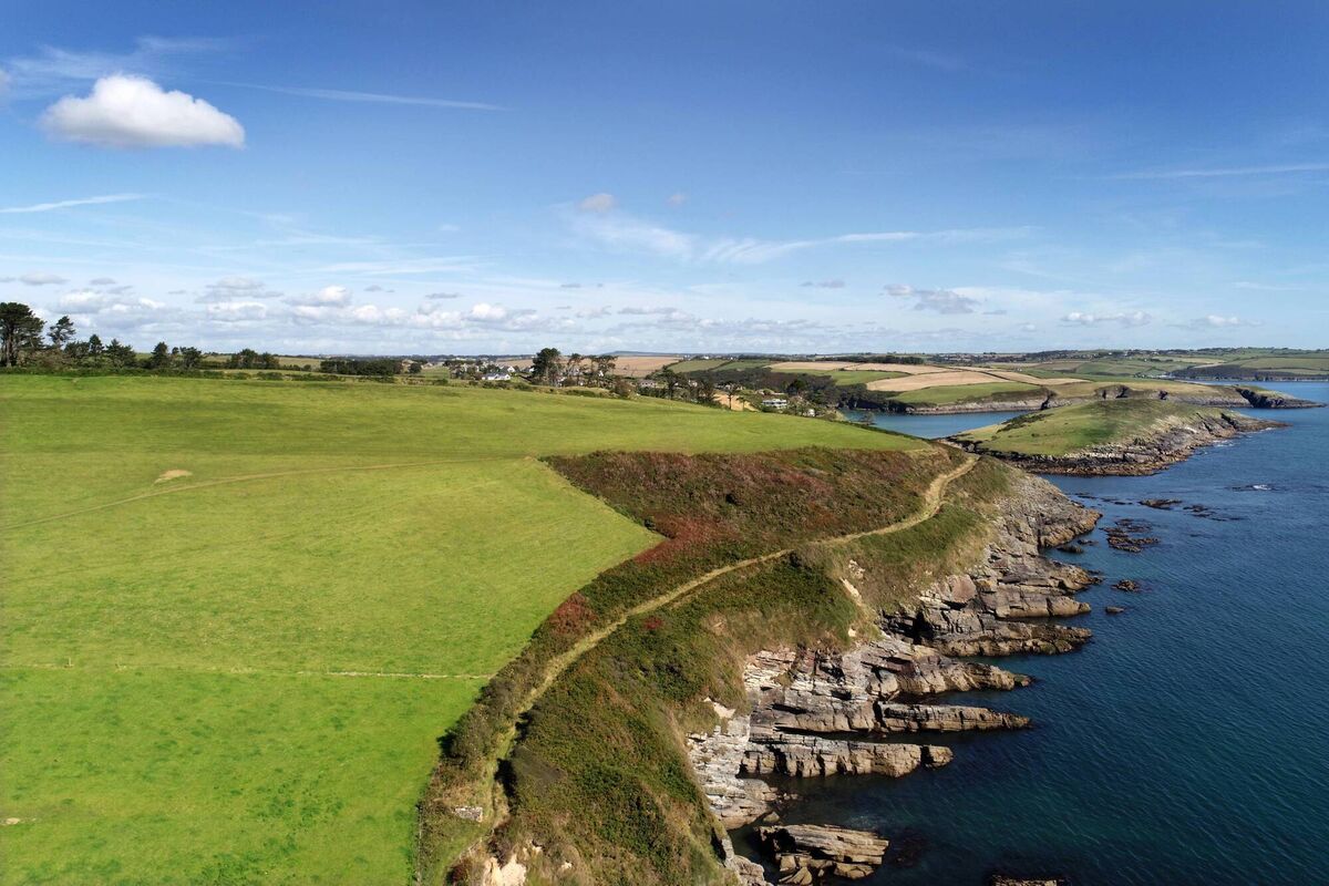 Some of the land: Sandycove island is seen on the right