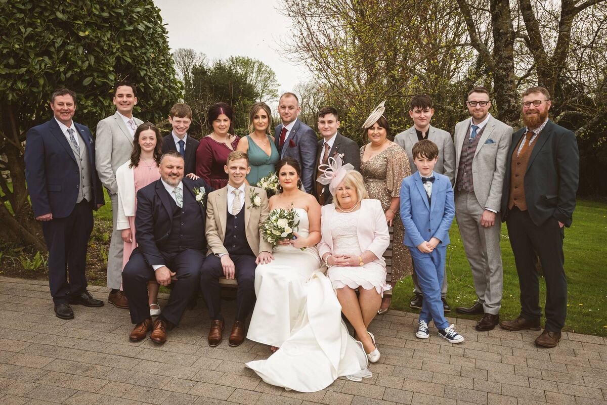 Becky Boyle and Kelvin Gleeson with the bride's family. Pictures: Dermot Sullivan, dermotsullivan.com