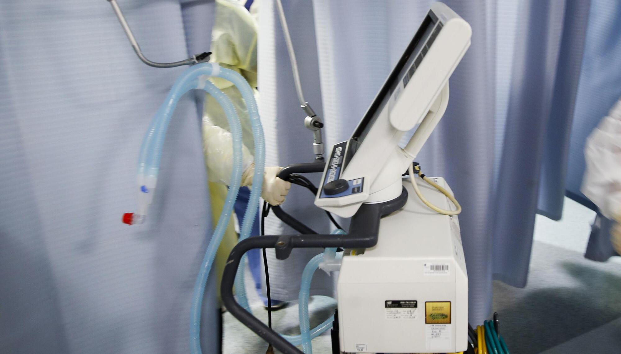 HSE chose patients over 'financial risk' in ventilator orders, spending watchdog hears