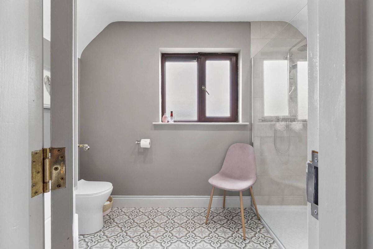 'Her' ensuite 'Her' ensuite